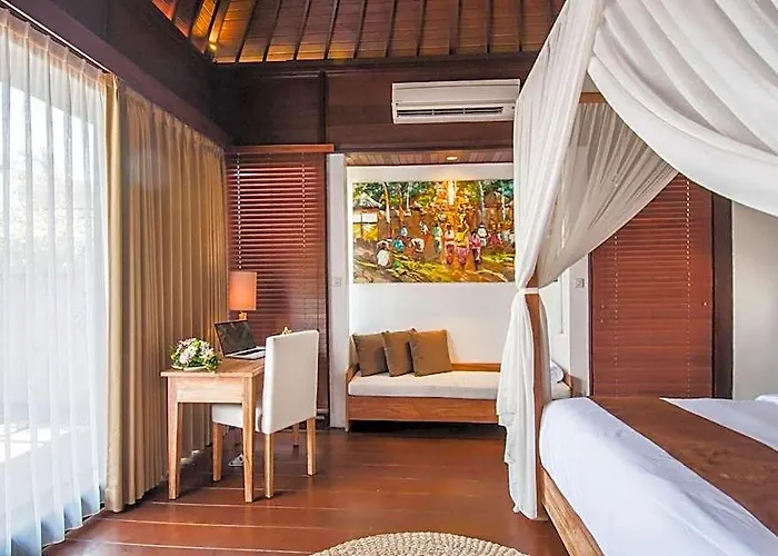 D'nusa Club And