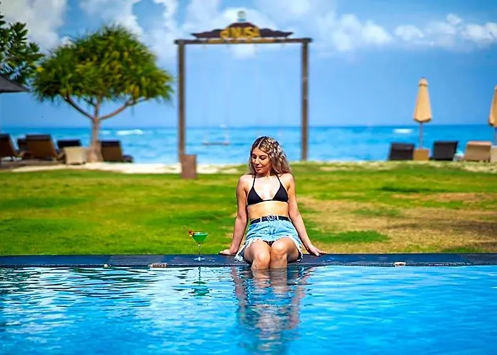リゾート D'nusa Club And 4*